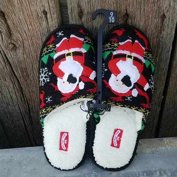 Santa Christmas Knit Mens Slippers - Picture 2 of 9